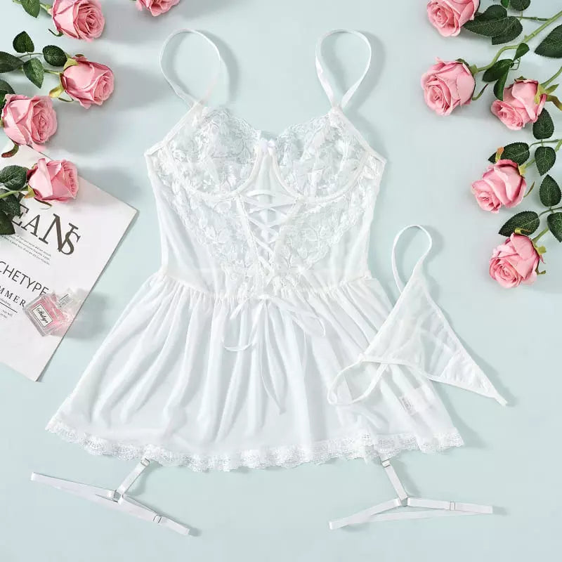 Conjunto branco com renda floral e liga - lingerie feminina romântica com laços