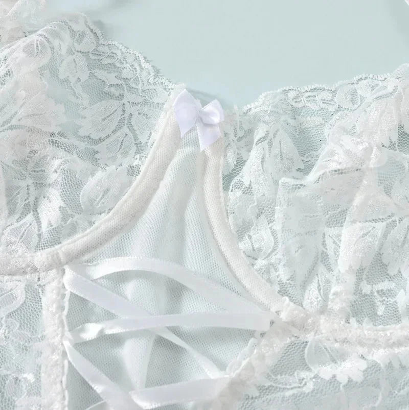 Calcinha branca com renda floral e laço - lingerie feminina delicada transparente