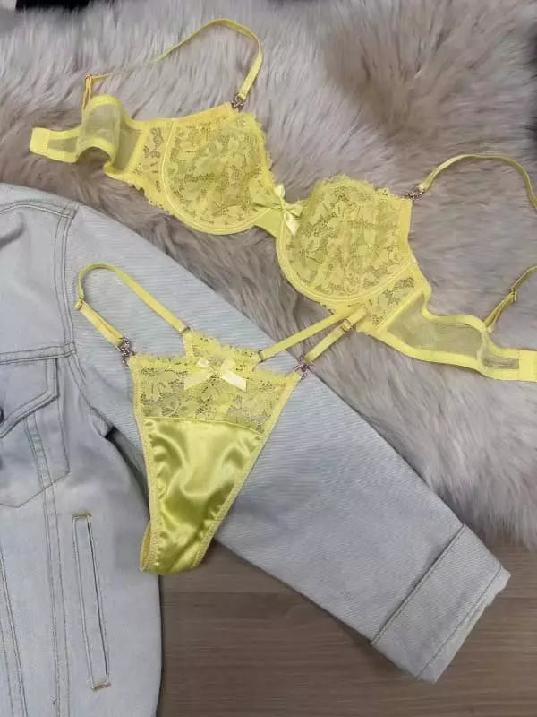 Conjunto lingerie amarela renda com sutiã push-up e calcinha fio - moda íntima feminina