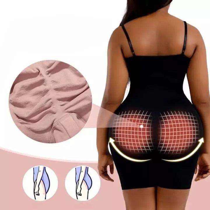 Body modelador preto com tecnologia de compressão, efeito levantador e realçador para glúteos, tecido macio.