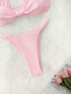 Biquíni rosa com top nó frontal e calcinha fio dental com franzido lateral