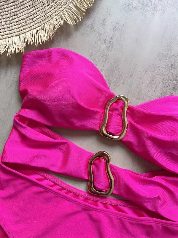 Biquíni rosa pink com argolas douradas - maiô feminino moderno para praia e piscina