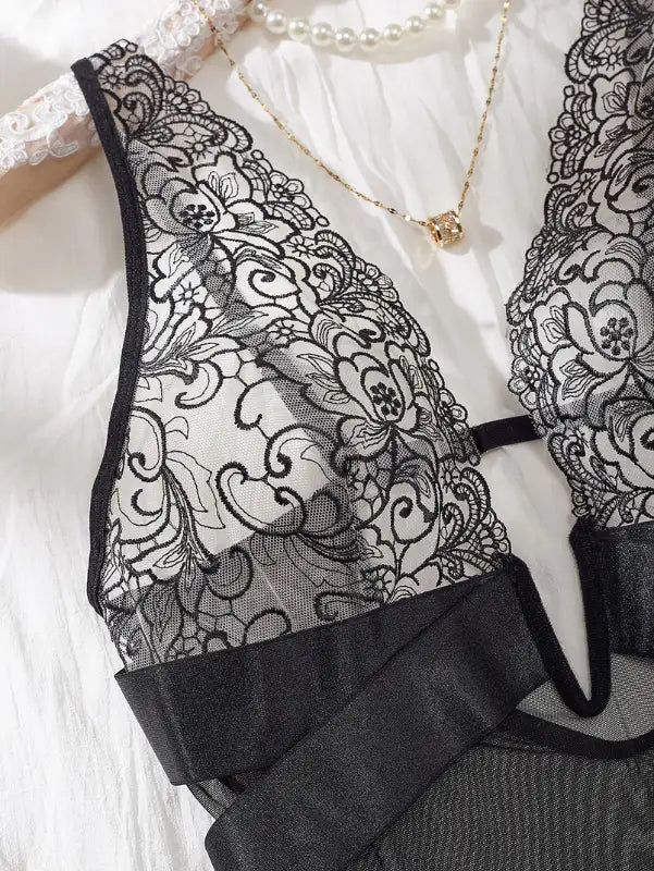 body rendado preto, body rendado feminino, body rendado, body renda, body preto cavado, body lingerie, body fio dental, body em renda, body cavado preto, body cavado