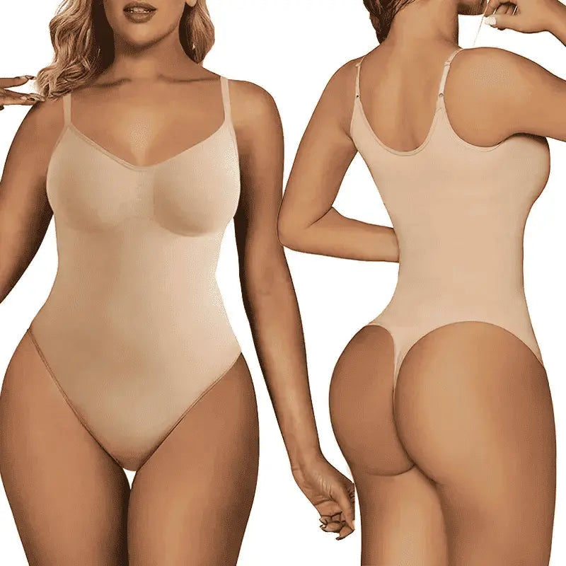 Mulher usando body modelador bege 