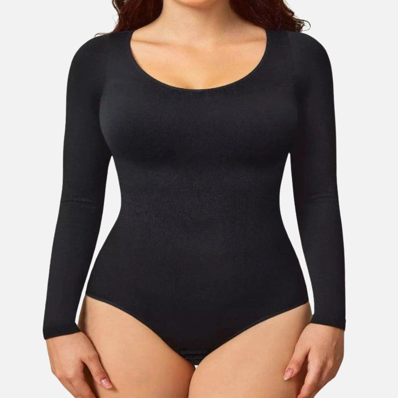 Camiseta feminina manga longa em tecido macio e elástico, corte básico e gola baixa, peça versátil e confortável para o dia a dia