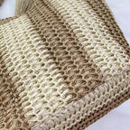 Textura trançada de palha natural artesanal - detalhe trama bolsa fibra sustentável