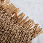 Bolsa palha artesanal com franjas bege - acessório feminino moda praia natural