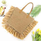 Bolsa palha bege com franjas e alça couro - bolsa feminina artesanal verão