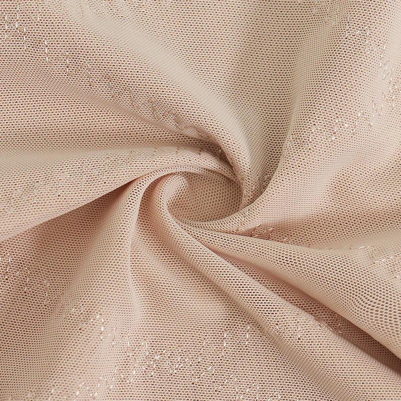 Tecido respirável e macio, garante conforto extremo ao usar a camiseta de compressão modeladora.