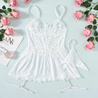 Conjunto branco com renda floral e liga - lingerie feminina romântica com laços