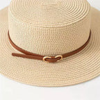 Chapéu fedora bege com fita couro marrom e fivela - estilo casual elegante unissex