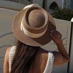 Chapéu de palha marrom com faixa bege aba larga proteção solar feminino verão