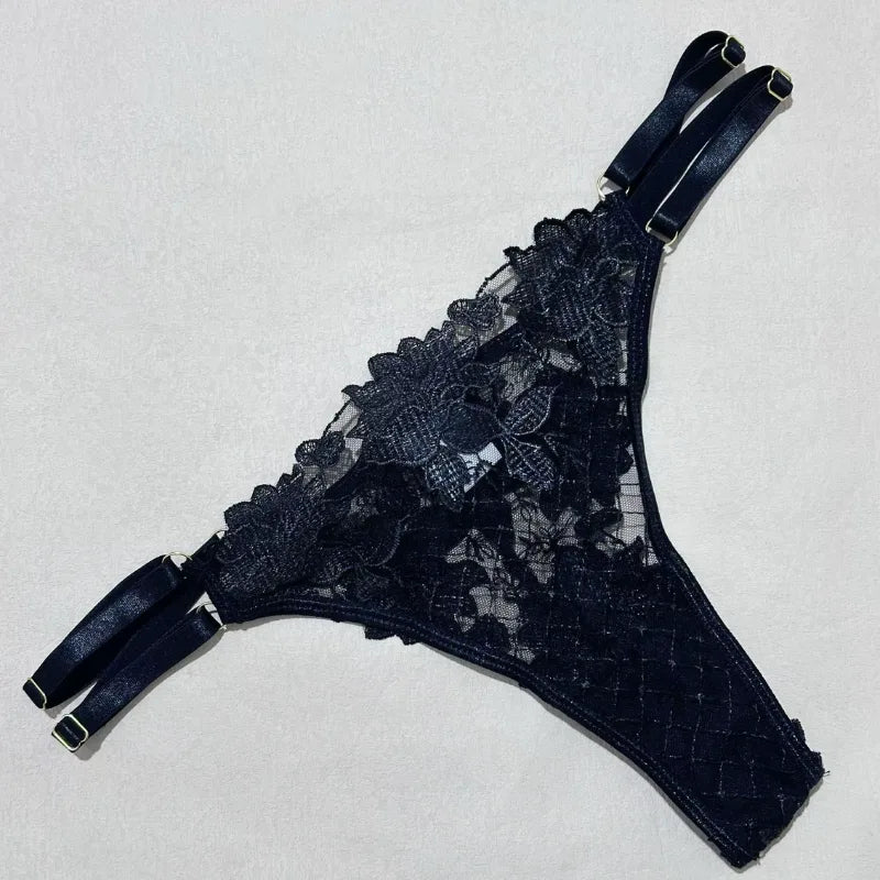 Conjunto de Lingerie Feminina Rendada Vyne