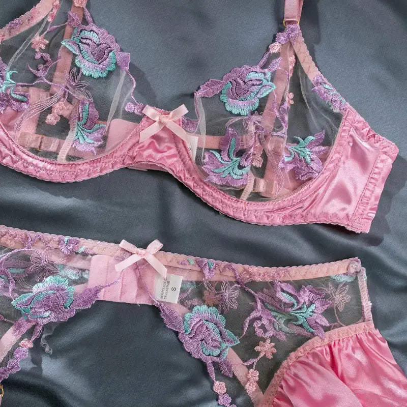 Lingeries de renda, lingerie feminino, lingerie feminina, lingerie, conjuntos de lingerie, conjunto lingerie sexy, conjunto lingerie rendado, conjunto lingerie femininas, conjunto lingerie, conjunto de lingerie rendado.