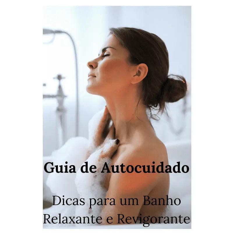 Mulher relaxando durante banho com espuma, guia para autocuidado e bem-estar com dicas de banho relaxante e revigorante
