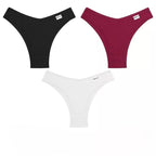 Imagens de diferentes modelos de roupas íntimas femininas nas cores preto, bordo e branco.