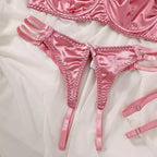 Conjunto lingerie rosa cetim com sutiã e calcinha fio dental, moda íntima feminina