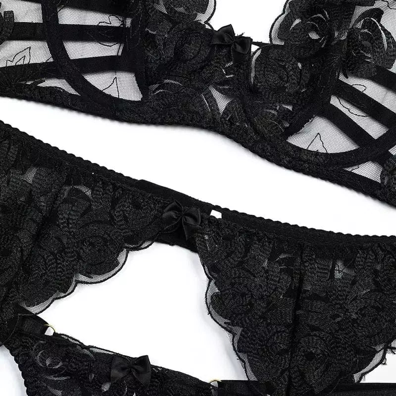 Lingerie rendada na cor preta 