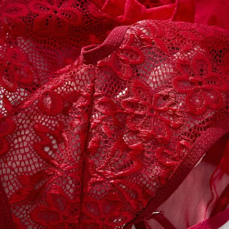 Renda vermelha com padrão floral detalhado - tecido para lingerie feminina