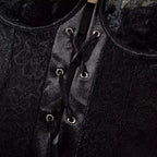 Detalhe corselet preto com amarração e ilhoses dourados - espartilho preto