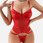 Corselet vermelho com bojo estruturado e cinta-liga, lingerie sensual feminina