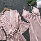 Conjunto lingerie rosa claro cetim robe camisola renda bordada elegante íntimo feminino