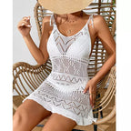 Vestido branco crochê alças finas babados na barra look boho chic resort feminino verão
