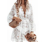 Saída de Praia branco de renda manga longa decote V profundo estilo boho chic feminino