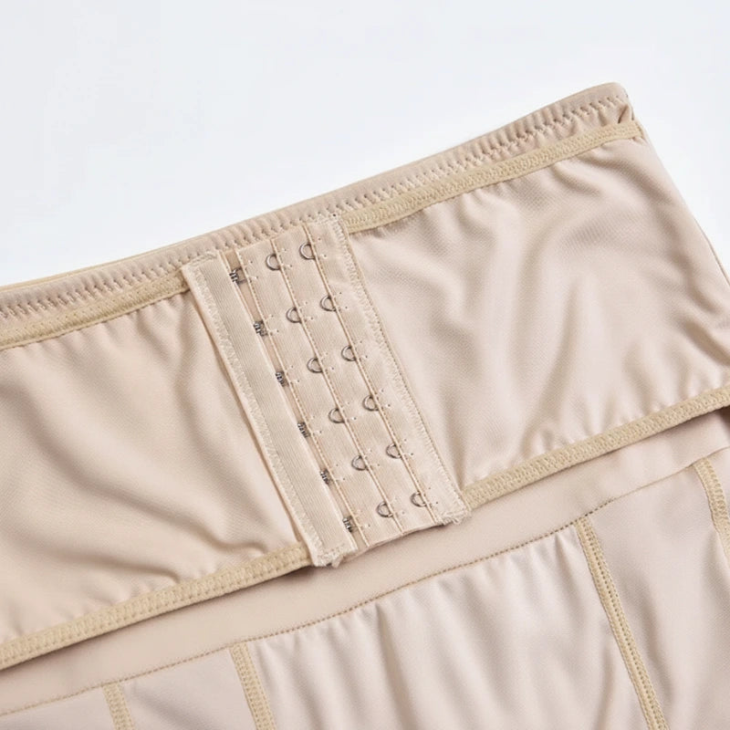 Short modelador alta compressão com fecho ajustável de colchetes triplos